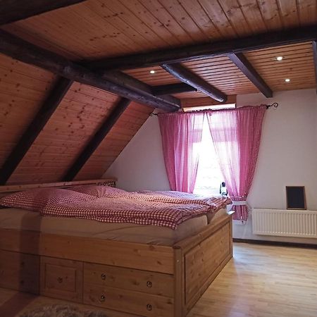 Ferienwohnung "Frieda" Breitenstein エクステリア 写真