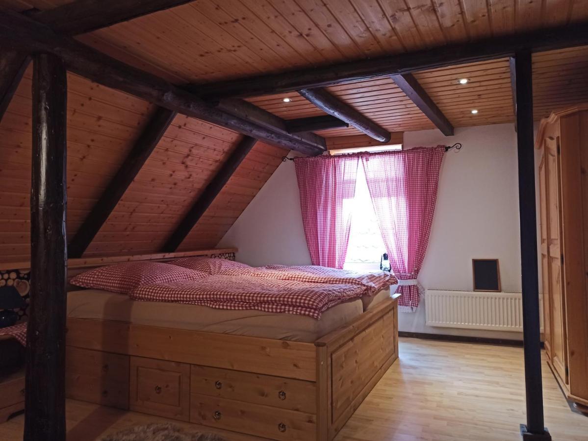 Ferienwohnung "Frieda" Breitenstein エクステリア 写真